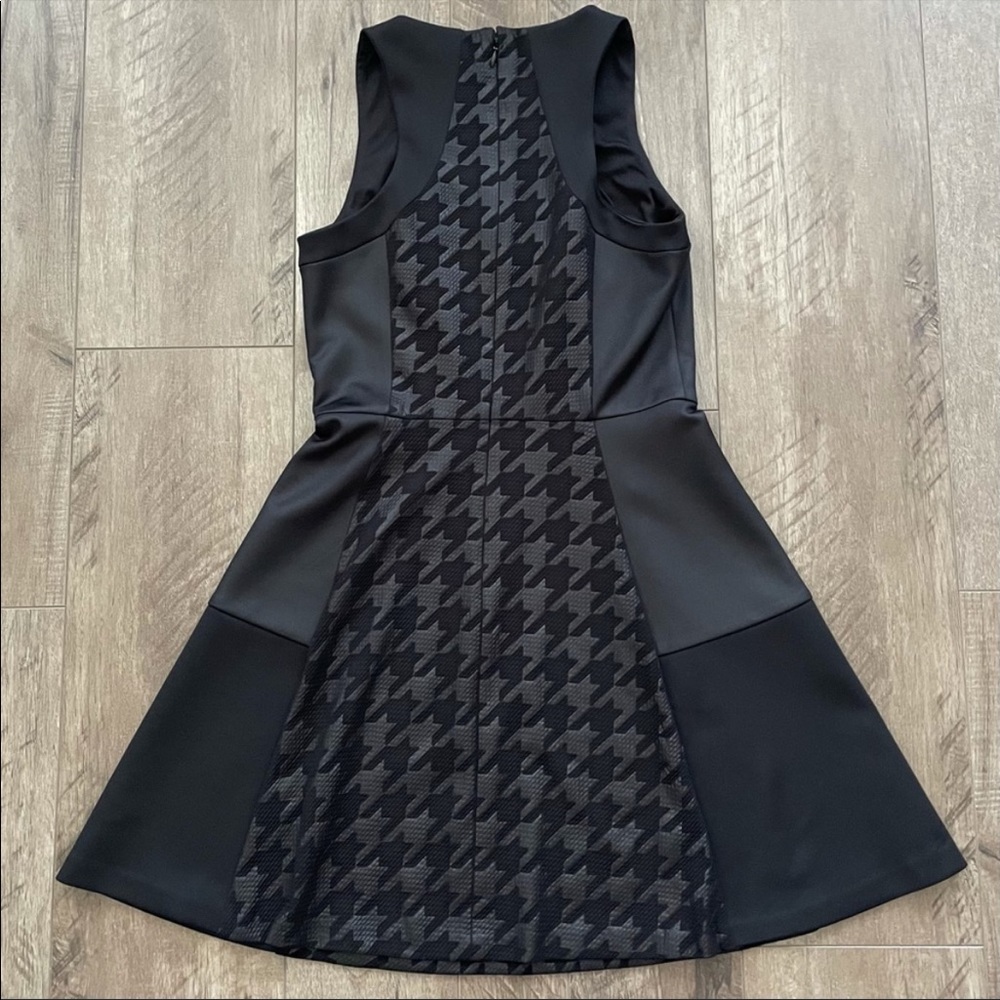 EUC Piperlime Houndstooth Faux Leather Black Dress Size 2 - Picture 4 of 11